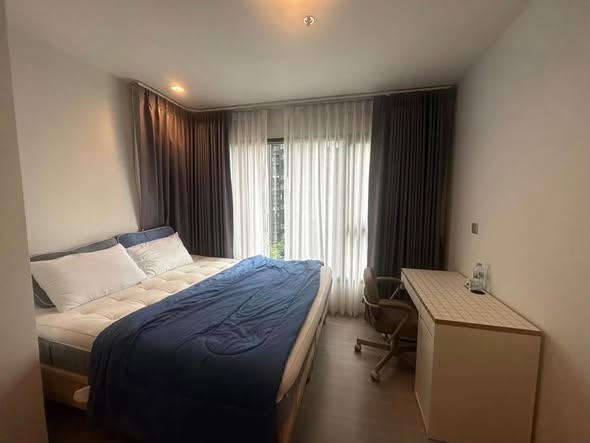 bedroom of Life Asoke Hype