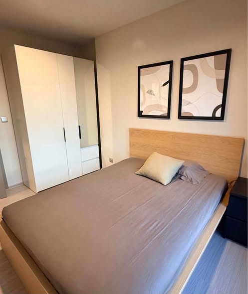 bedroom of Life Asoke Hype