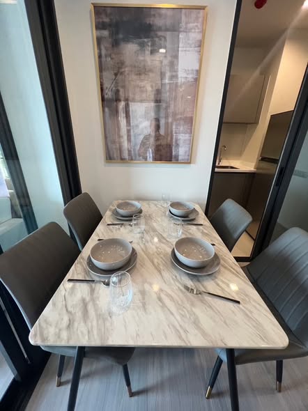 room interior of Life Asoke Hype
