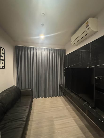 room interior of Life Asoke Hype