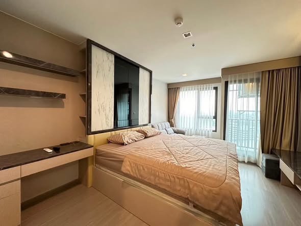 bedroom of Life Ladprao