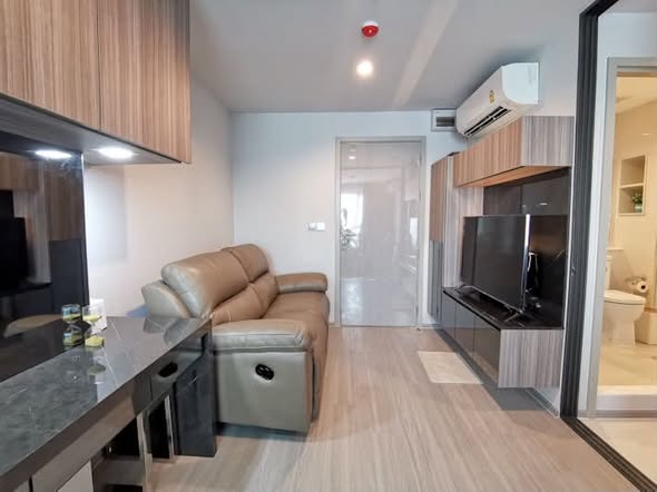 bedroom and room interior of Life Ladprao