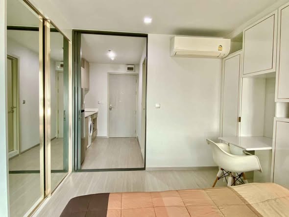 bedroom and room interior of Life Ladprao