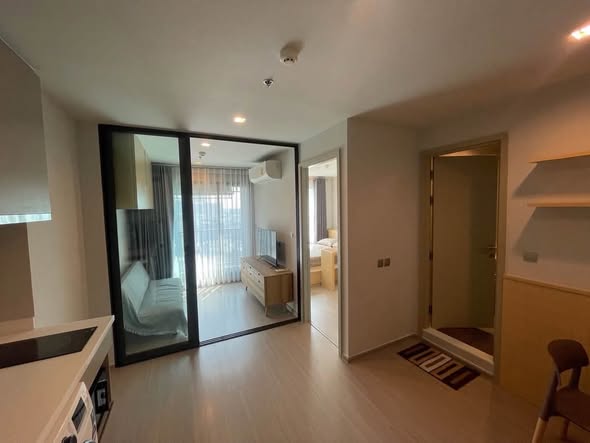 bedroom and room interior of Life Ladprao