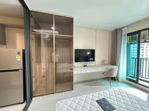 bedroom and room interior of Life Ladprao