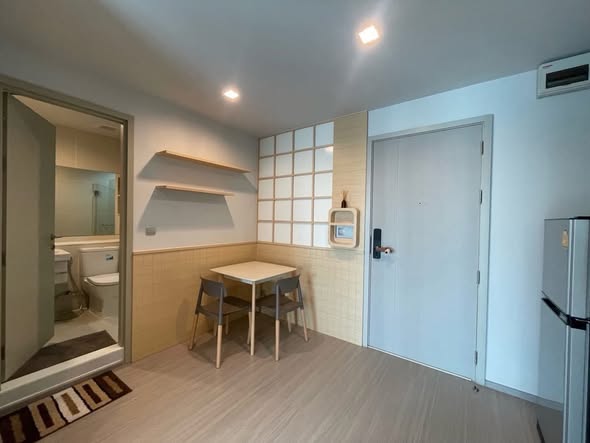 room interior and bathroom of Life Ladprao