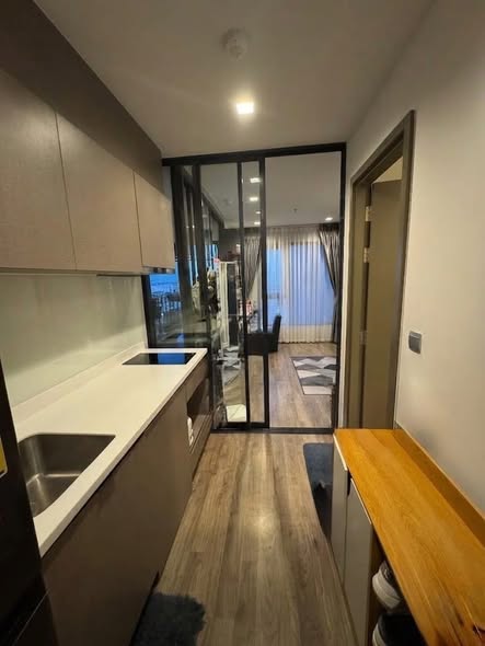 room interior of Life Ladprao Valley