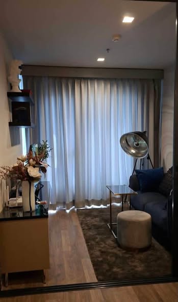 room interior of Life Ladprao Valley