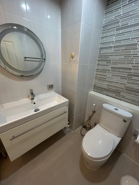 bathroom of Life@ Lat Phrao 18