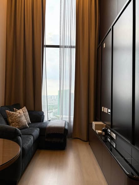 bedroom and living room and room interior of Life พหลฯ-ลาดพร้าว | Life Phahon-Ladprao | First Class Living in The Heart of Ladprao