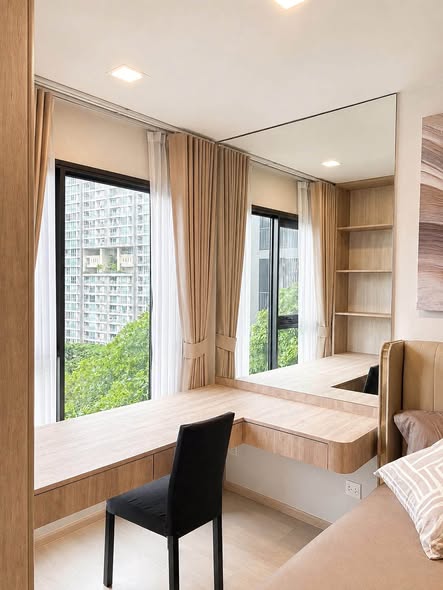 bedroom and room interior of Life พหลฯ-ลาดพร้าว | Life Phahon-Ladprao | First Class Living in The Heart of Ladprao