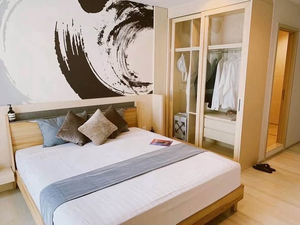 bedroom of Life One Wireless