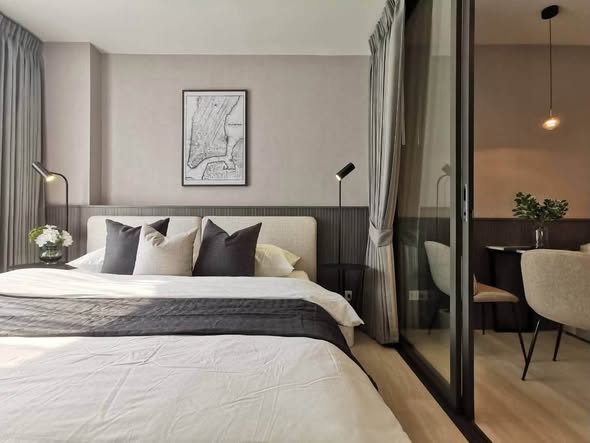bedroom of Life One Wireless