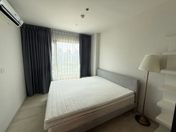 bedroom of Life One Wireless