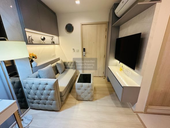 bedroom of Life One Wireless
