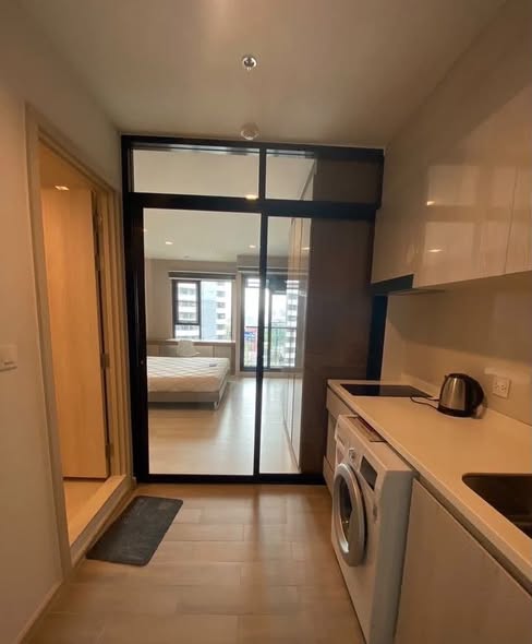 bedroom and room interior of Life One Wireless