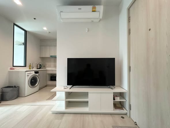 room interior of Life One Wireless