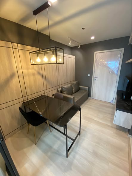 room interior of Life One Wireless
