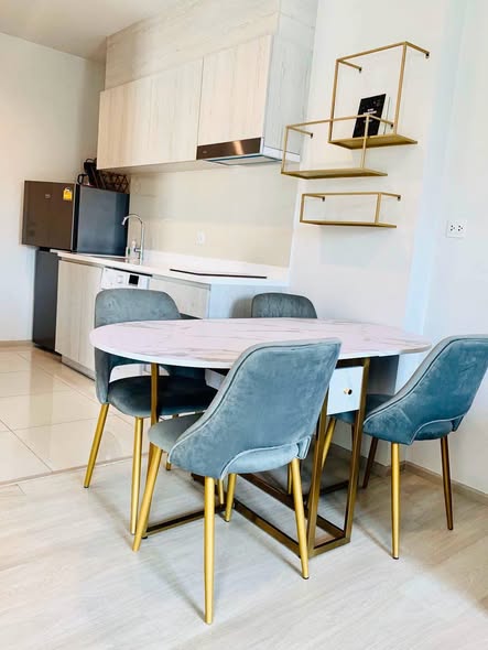 room interior and kitchen of Life One Wireless