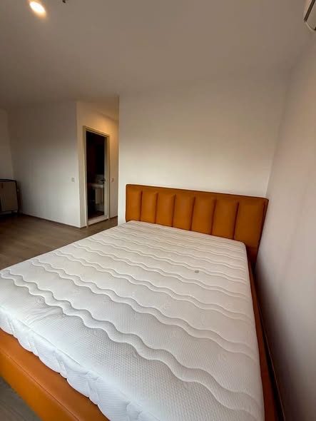 bedroom of Life Rama 4 – Asoke