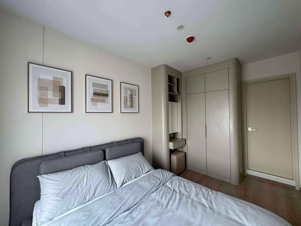 bedroom of Life Rama 4 – Asoke