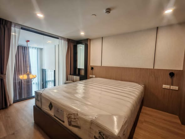 bedroom of Life Rama 4 – Asoke