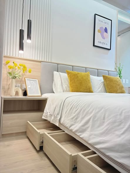 bedroom of Life Rama 4 – Asoke