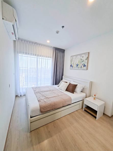 bedroom of Life Rama 4 – Asoke