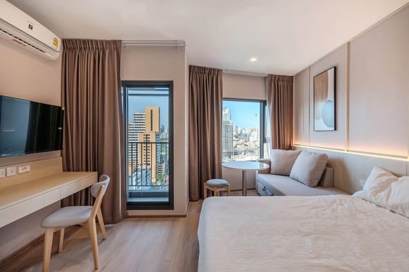 bedroom of Life Rama 4 – Asoke