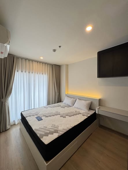 bedroom of Life Rama 4 – Asoke