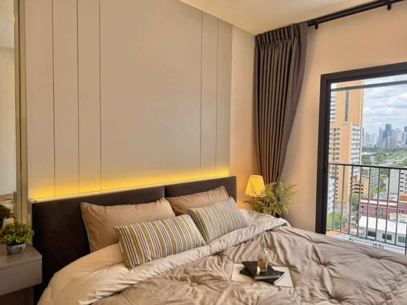 bedroom of Life Rama 4 – Asoke