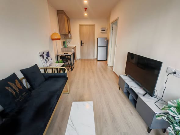 bedroom and living room of Life Rama 4 – Asoke