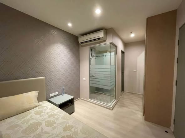 bedroom and room interior of Life Ratchadapisek
