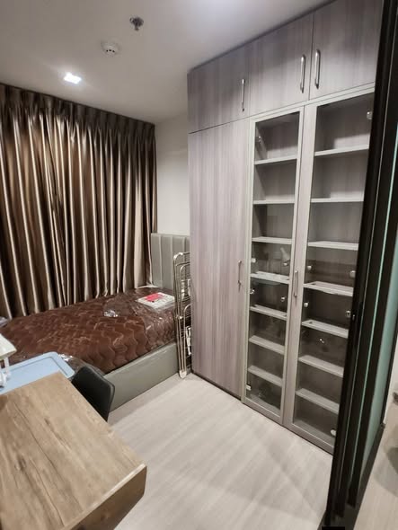 bedroom and room interior of Life Sathorn Sierra ไลฟ์ สาทร เซียร์รา