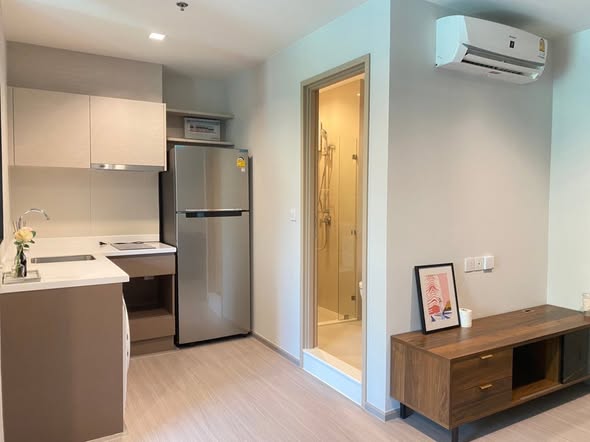 Life Sathorn Sierra ไลฟ์ สาทร เซียร์รา