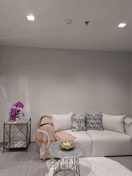 living room of Life Sathorn Sierra ไลฟ์ สาทร เซียร์รา