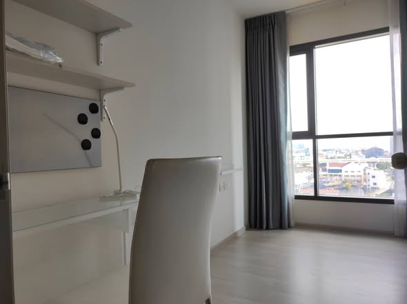 bedroom of Life Sukhumvit 48