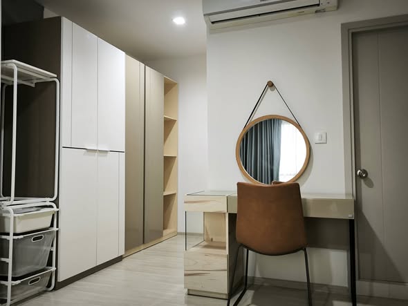 bedroom and room interior and bathroom of Life Sukhumvit 48