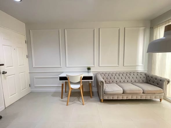 living room and room interior of อัสสกาญจน์เพลส ลาดพร้าว