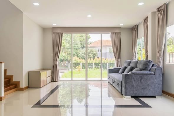 living room and room interior of บ้านลลิล อินเดอะพาร์ค วัชรพล-พหลโยธิน