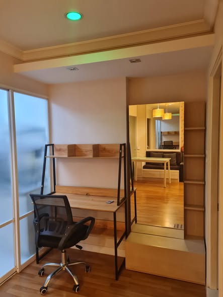 bedroom and room interior of LPN Place Rama 9 Building C