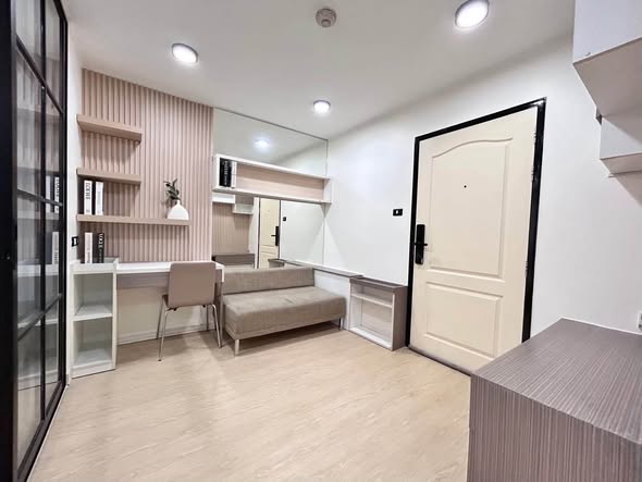 room interior of Lumpini Condotown Bangkhae