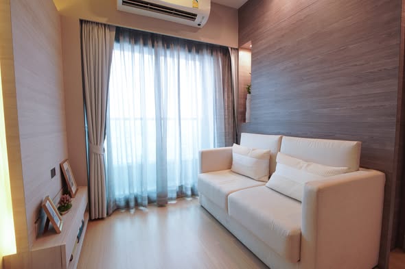 bedroom and living room of Lumpini Park Phahon32