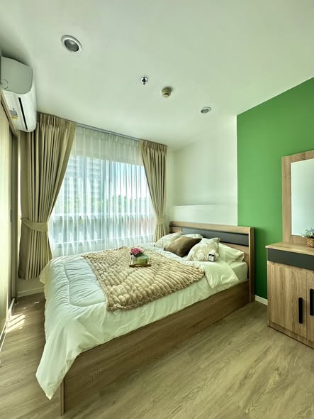bedroom of Lumpini Park Phetkasem 98