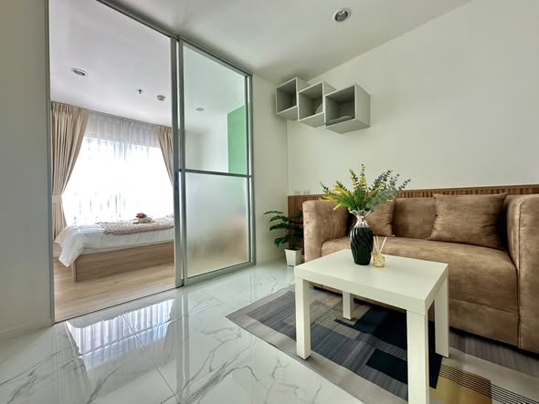 bedroom and living room of Lumpini Park Phetkasem 98