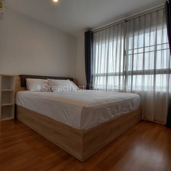 bedroom of Lumpini Place Pinklao