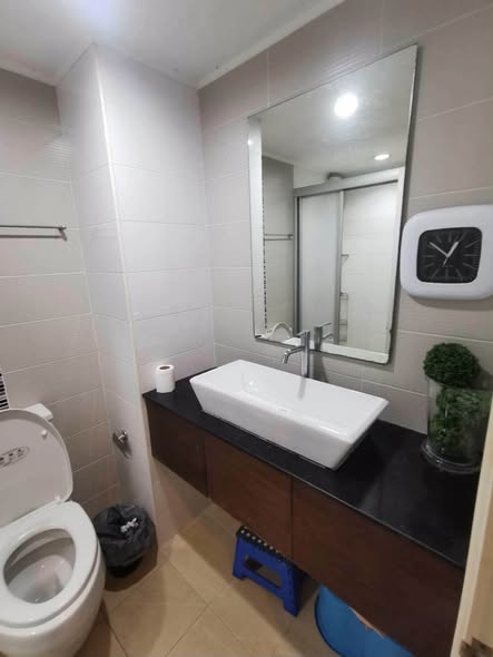 bathroom of Lumpini Place Rama 9 – Ratchada