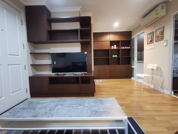 living room and room interior of Lumpini Place Rama 9 – Ratchada