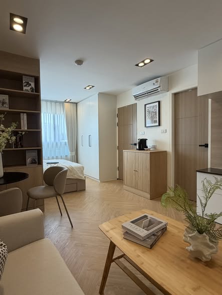 living room and bedroom and bathroom of Lumpini Place Sathorn : ลุมพินี เพลส สาทร