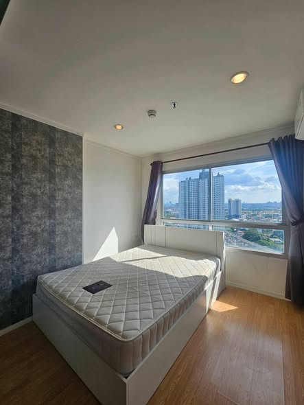 bedroom of Lumpini Place Srinagarindra – Hua Mak Station